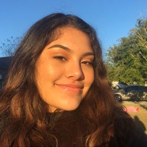 Meet your Posher, Scarlette